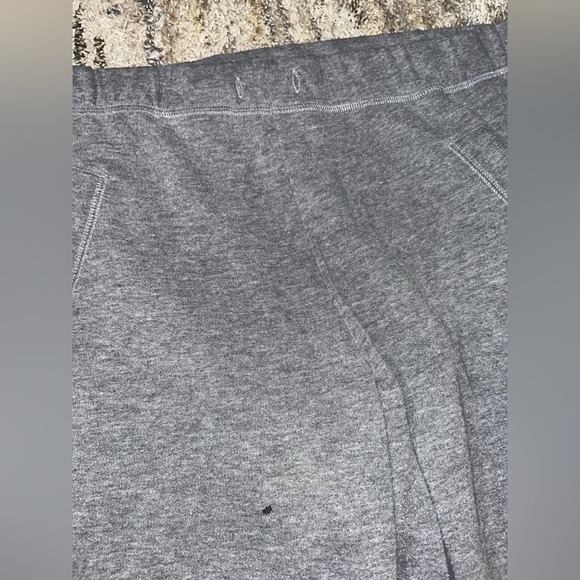 Victoria's Secret grey sweatpants - Picture 4 of 8